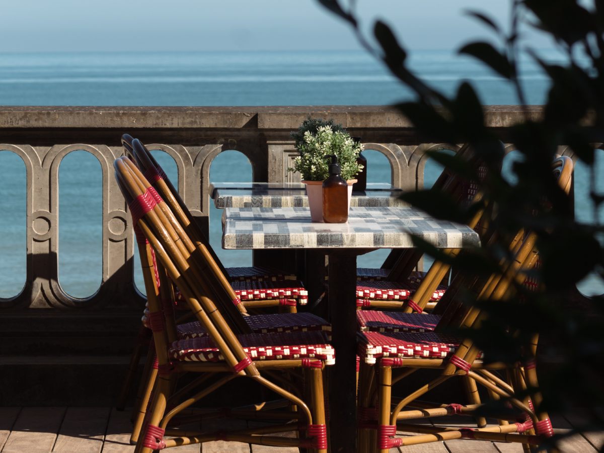 Le Café de la Digue