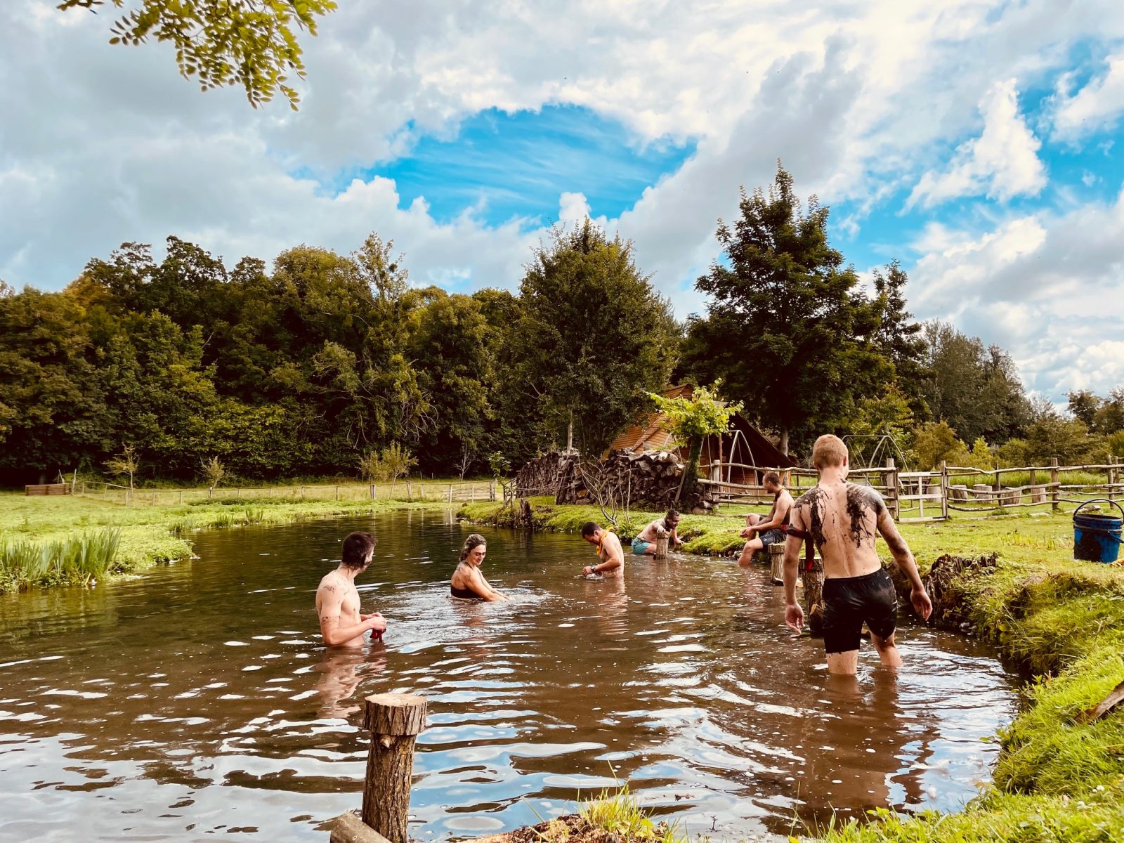 Le Domaine de Ouezy (educational farm)
