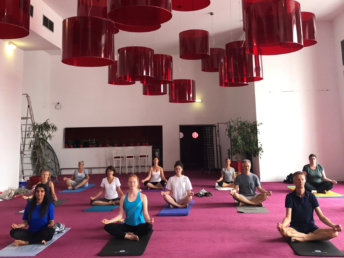 Hatha yoga avec Sharon Walia